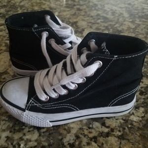 Girls high top black sneakers